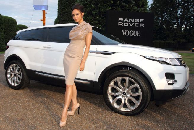 Gamintojo nuotr./Victoria Beckham ir „Range Rover Evoque“