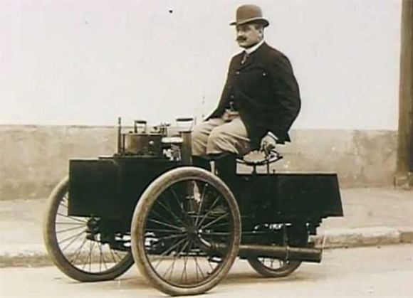 Seniausias pasaulyje automobilis