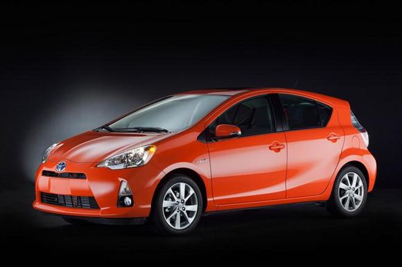 „Toyota Prius C“