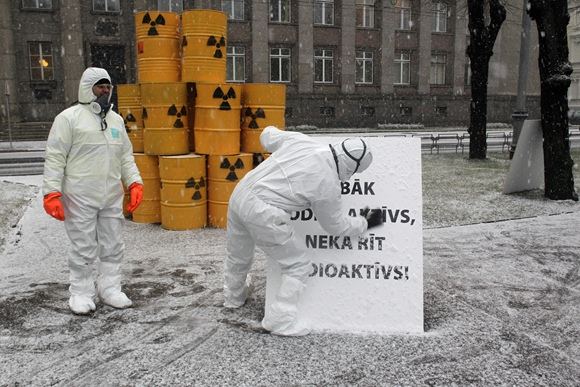 Latvijos žaliųjų partijos aktyvistų protestas Rygoje