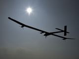 Saulės energija varomas „Solar Impuls“ lėktuvas pakilo į pirmąjį tarpžemyninį skrydį