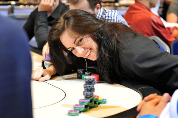 Liv Boeree pasitraukė iš turnyro