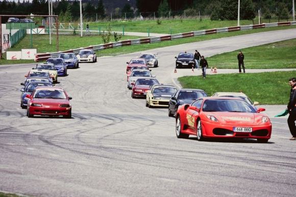 „Fast Lap Race“ lenktynių akimirka