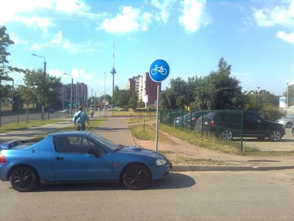Užstatytas dviračių takelis