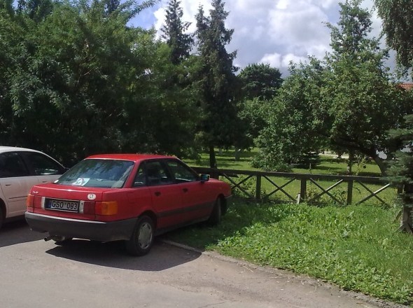 „Audi 80“