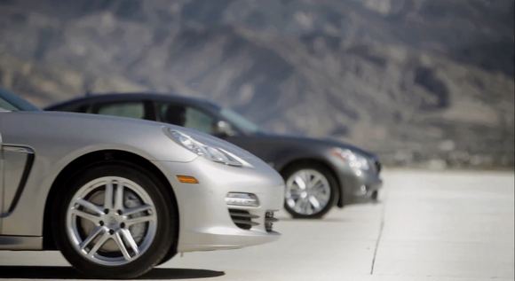 „Infiniti M35h“ ir „Porsche Panamera“ reklama