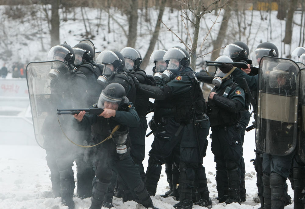 2009 sausio 16, kadras iš įvykių prie Lietuvos Seimo