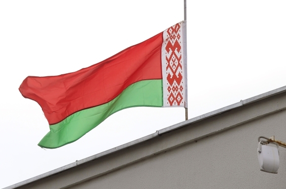 белорусский флаг фото