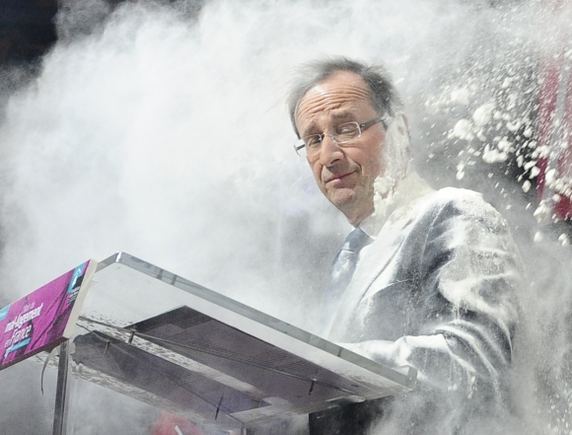 Francois Hollande'as apibertas miltais