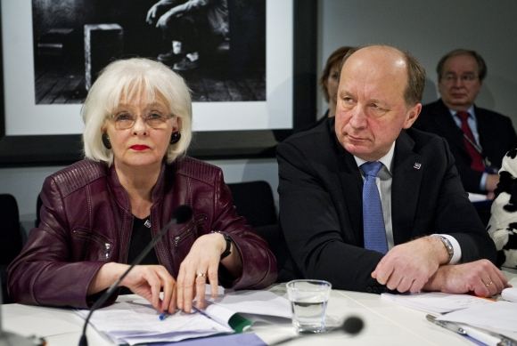 Islandijos ministrė pirmininkė Johanna Sigurdardottir ir Lietuvos ministras pirmininkas Andrius Kubilius Šiaurės regiono ateities forume Stokholme