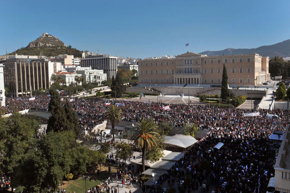 Graikai prie parlamento