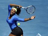 Serena Williams nugalėjo Carolinę Wozniacki ir ketvirtfinalyje kovos su Marija Šarapova