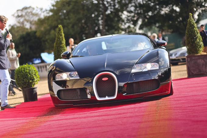 „Bugatti Veyron“