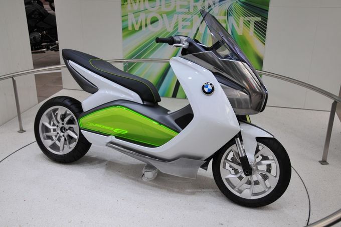 BMW e-Scooter koncepcija